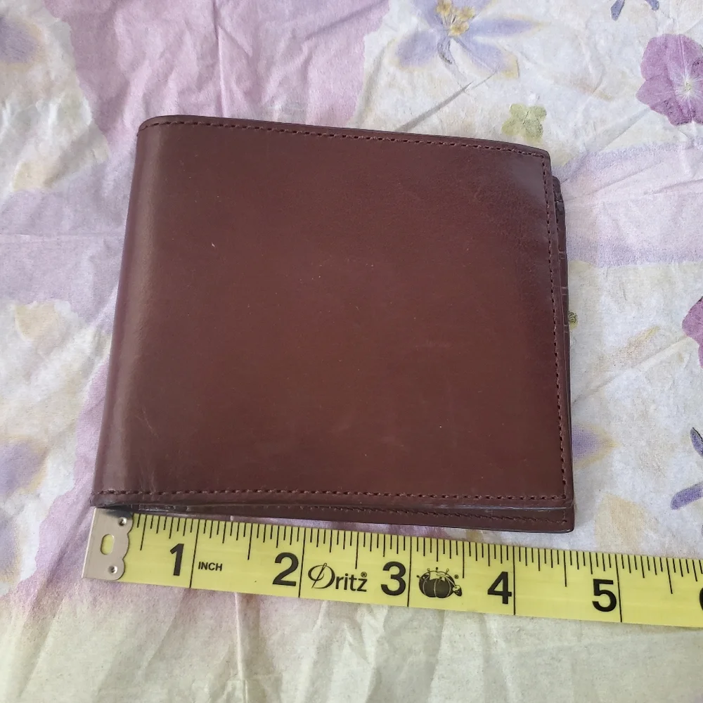 Coach Wallet - Picture 3 of 11